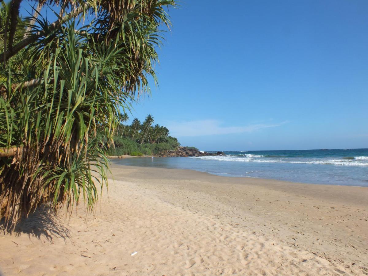 Abraham Beach House Tangalle Exterior foto