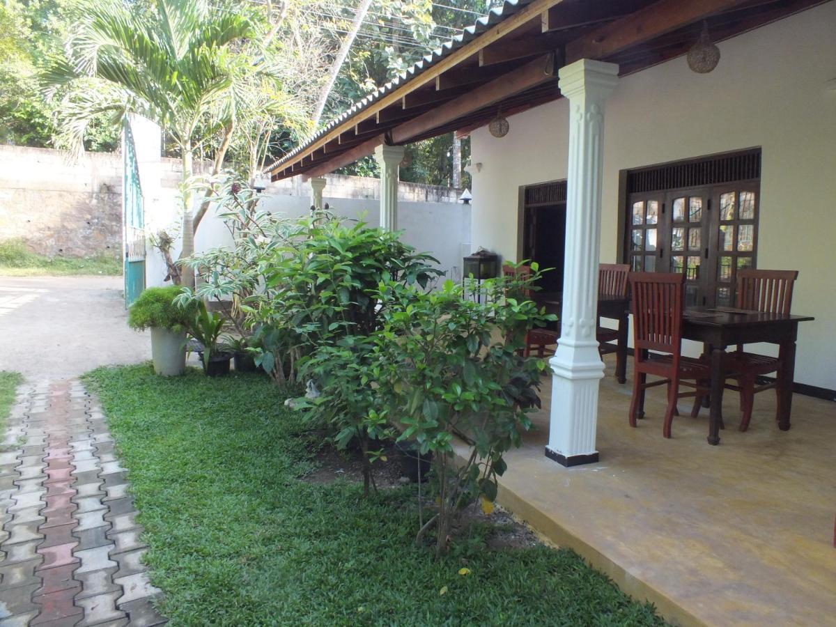 Abraham Beach House Tangalle Exterior foto
